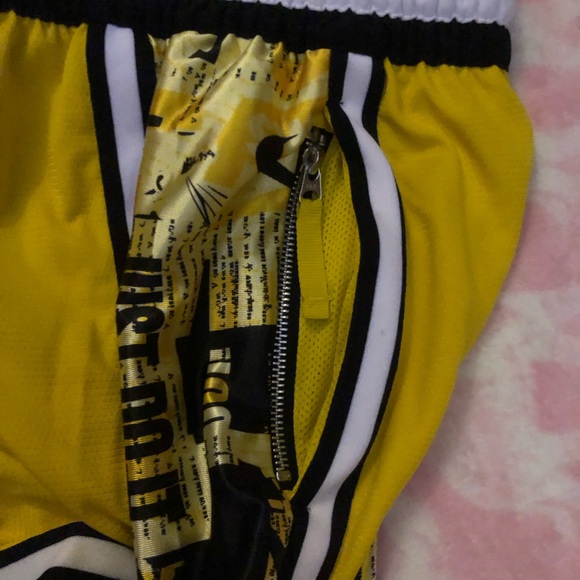 Nike basketball shorts men’s medium - Picture 4 of 4